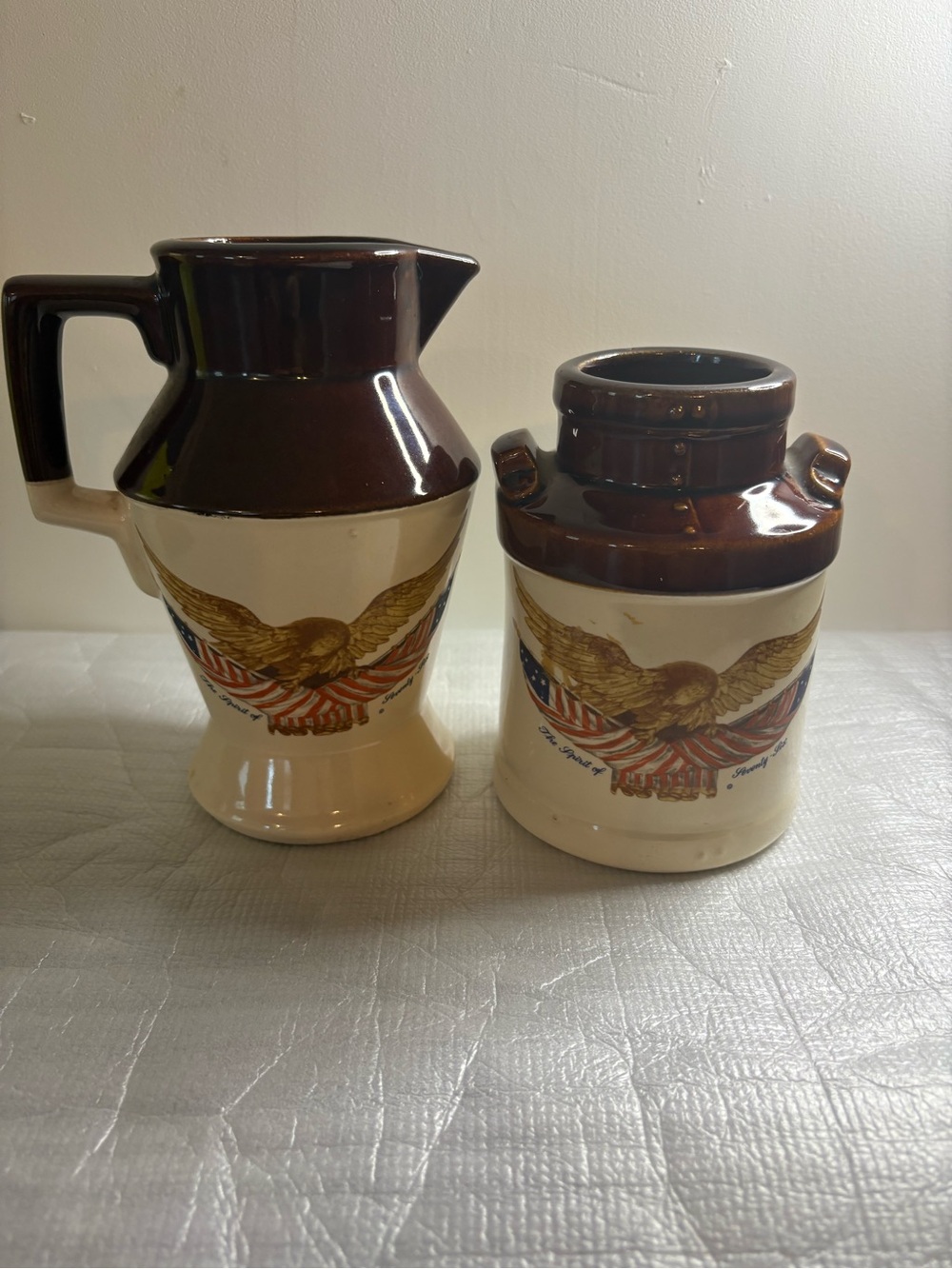 Ceramic glossy pitcher